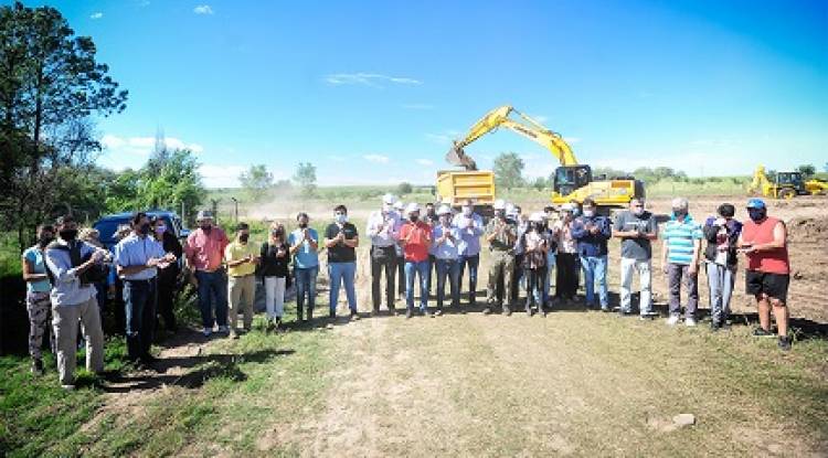 INICIARON LA CONSTRUCCIÓN DE 24 VIVIENDAS EN EL TRAPICHE